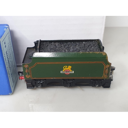 79 - A boxed Hornby Dublo EDL1 'Sir Nigel Gresley' with boxed D1 Tender dated 1/49, and a boxed EDL12 glo... 