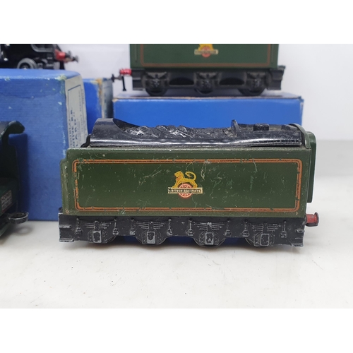 80 - Two boxed Hornby Dublo EDL12 'Duchess of Montrose', one with boxed Tender the other unboxed, and a b... 