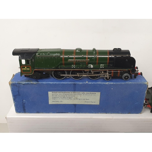 80 - Two boxed Hornby Dublo EDL12 'Duchess of Montrose', one with boxed Tender the other unboxed, and a b... 