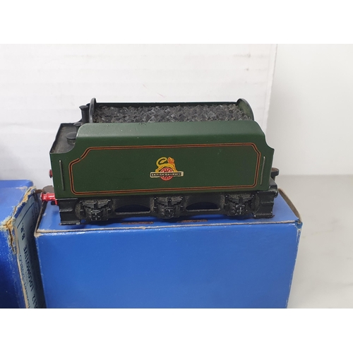 80 - Two boxed Hornby Dublo EDL12 'Duchess of Montrose', one with boxed Tender the other unboxed, and a b... 