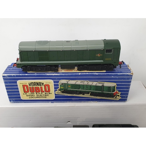 82 - A boxed Hornby Dublo EDLT20 'Bristol Castle' Locomotive and a boxed L30 Bo-Bo diesel Locomotive