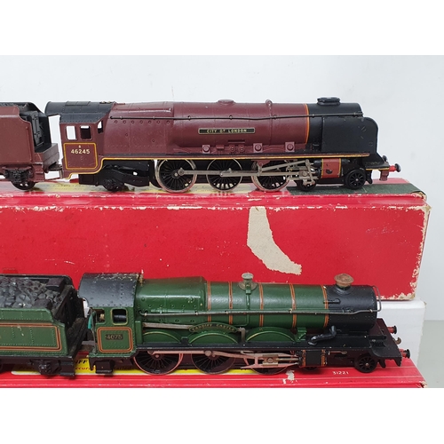 89 - A boxed Hornby Dublo 2221 'Cardiff Castle' Locomotive and a boxed 2226 'City of London' Locomotive (... 