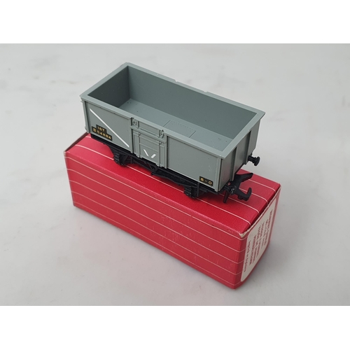 9 - A rare boxed Hornby Dublo 4655 open brake gear Mineral Wagon, unused. Wagon in mint condition showin... 