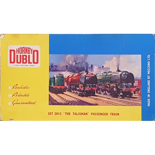 95 - A boxed Hornby Dublo 2015 'The Talisman' Passenger Set with instructions, box lid F-G (taped corners... 