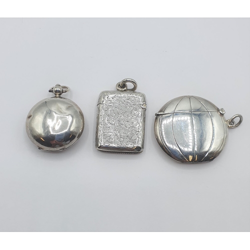 128 - An Edwardian silver Sovereign Case, Chester 1903 and two silver Vesta Cases, Chester 1905 and Birmin... 