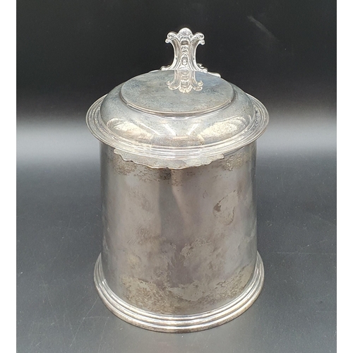 101 - A George V silver Quart Tankard inscribed on base 