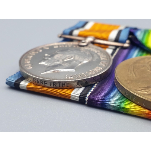 718 - Pair; British War and Victory Medal engraved to S40263 Lance Corporal L. Garfirth, 14th Battalion Ar... 