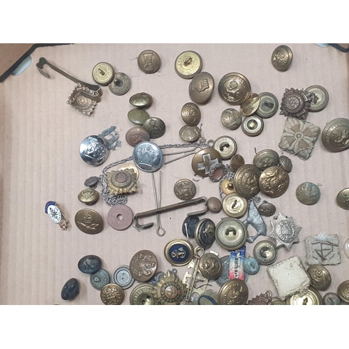 779 - A quantity of mainly British Army Buttons, Shoulder Badges and other Badges including 'The King's Ow... 