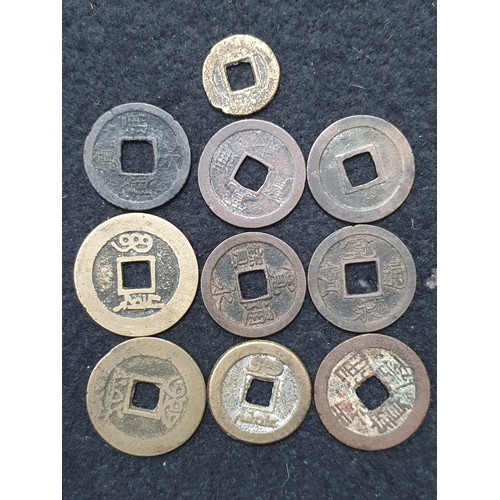 258 - A collection of British & World Coins, to include a Crown 1890, 1797 Cartwheel Penny, a selection of... 