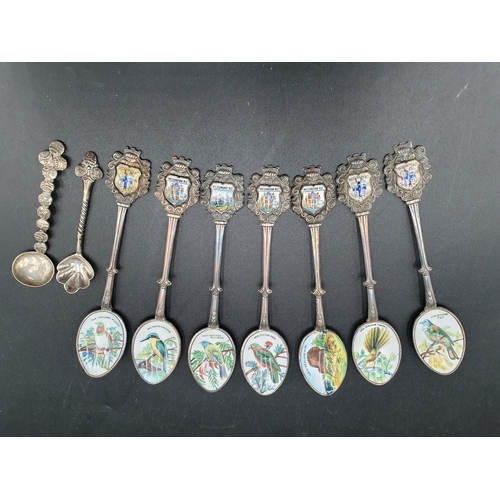 103 - Six modern silver Coffee Spoons, in case, a Tea Strainer, Salt decorated clover leaves, RAF Badge, s... 