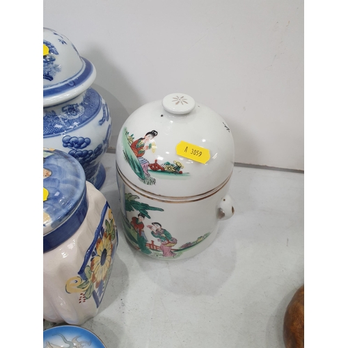 359 - Various Chinese Ginger Jars and Vases (R5)