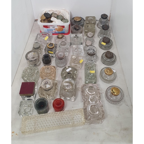 364 - A collection of glass Inkwells, some A/F (R5)