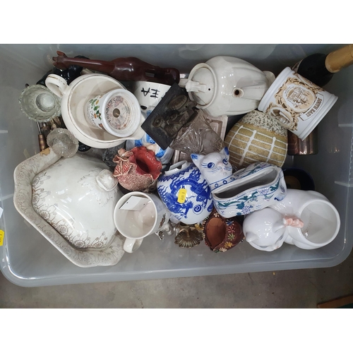 372 - Three boxes of assorted Ceramics and Ornaments (R5)