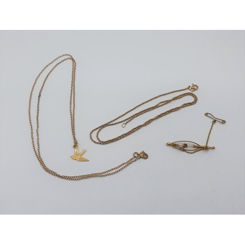 206 - A 9ct gold ropetwist Chain, a 9ct gold Bluebird Pendant on fine chain and a Brooch A/F, approx 7.80g... 