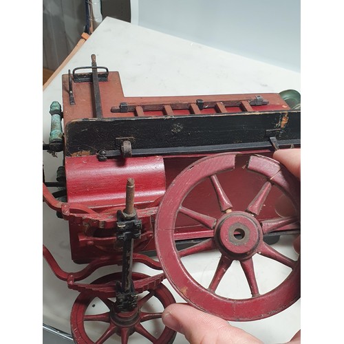 546 - An early 20th Century Model of  a horse drawn Steam Pumper Fire Engine, with metal engine and chassi... 