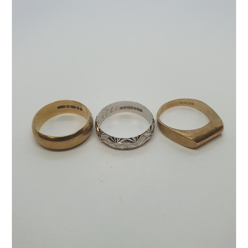 174 - A Wedding Band, a moulded white gold Wedding Band and a modern Ring, all 9ct, approx 10.80gms total ... 