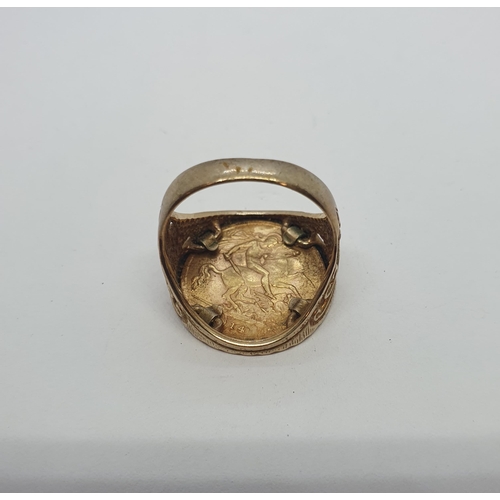 242 - A George V half Sovereign 1914 in 9ct gold Ring mount, approx 8.90gms