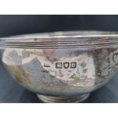 111 - A Victorian silver Bowl with reeded rim and presentation inscription, London 1897, 335gms, and a pla... 