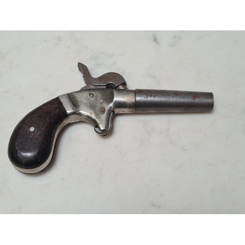 26 - A 19th Century percussion Muff Pistol with screw on barrel 5in L