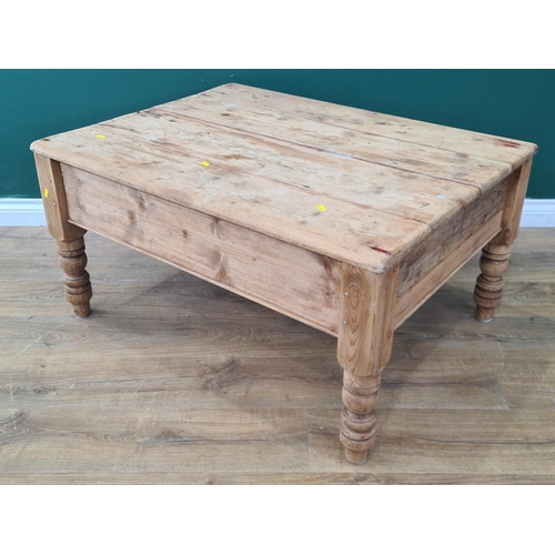 413 - A rustic pine Coffee Table on turned supports, 1ft 8in H x 3ft 3in L x 2ft 6in W, (R7)