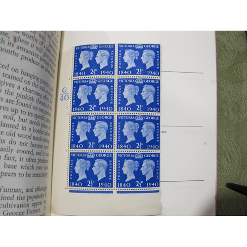 502 - A selection of mint GB KGV1 /QE11 Stamps on loose leaves and in albums, together with a miscellaneou... 