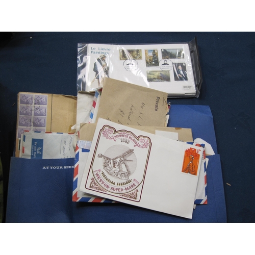 504 - A small quantity of GB QE11 First Day Covers, and other loose stamps (qty)