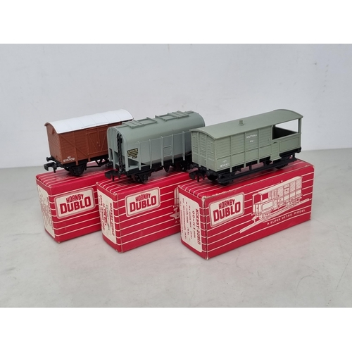 1006 - Three boxed Hornby Dublo Export Wagons; 4462 W.R. Goods Brake, 4475 Ventilated Van and 4825 Grain Wa... 