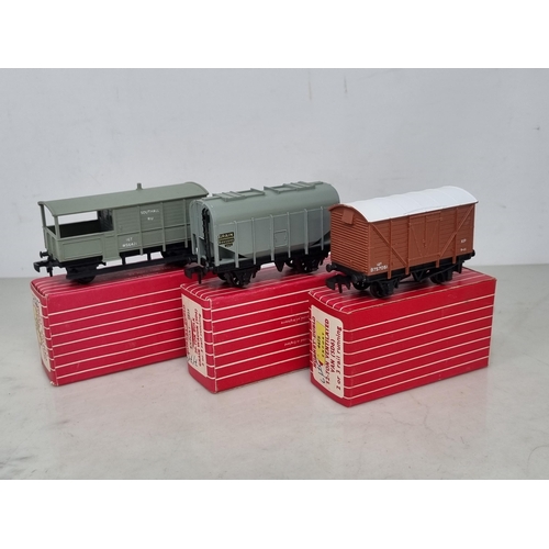 1006 - Three boxed Hornby Dublo Export Wagons; 4462 W.R. Goods Brake, 4475 Ventilated Van and 4825 Grain Wa... 