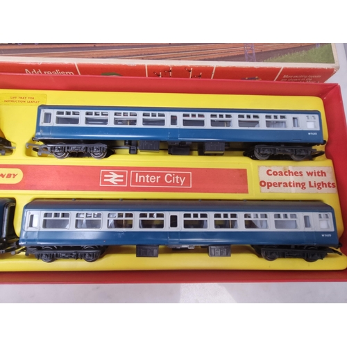 1064 - A boxed Triang Hornby R644A Intercity Set with operating lights, all VG