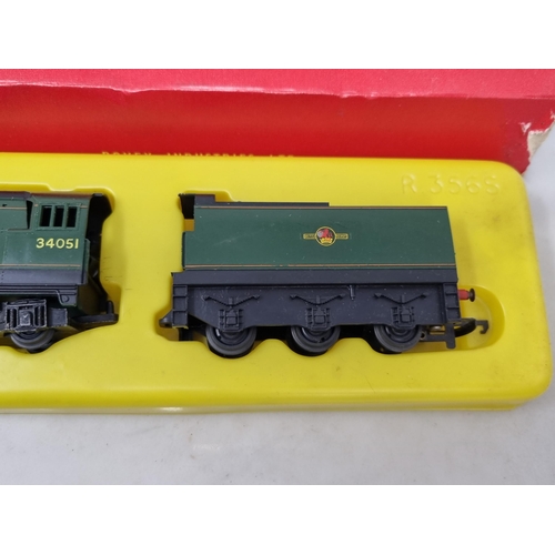 1067 - A boxed Triang Hornby 00 gauge 'Winston Churchill' Locomotive (box missing end flap)