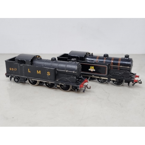 1076 - Two unboxed Hornby Dublo 3-rail 0-6-2T Locomotives, one in LMS matt black and the other in BR gloss ... 