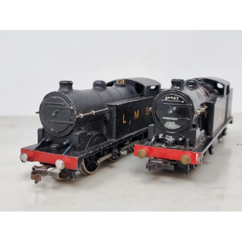 1076 - Two unboxed Hornby Dublo 3-rail 0-6-2T Locomotives, one in LMS matt black and the other in BR gloss ... 