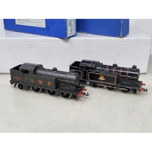 1077 - Two unboxed Hornby Dublo 3-rail 0-6-2T Locomotives, one in LMS bold lettering livery, the other in B... 