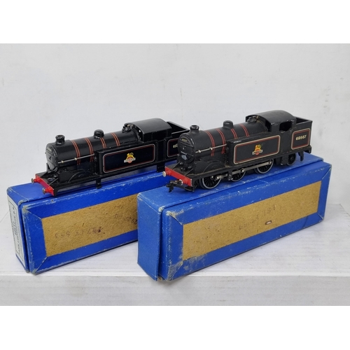 1077 - Two unboxed Hornby Dublo 3-rail 0-6-2T Locomotives, one in LMS bold lettering livery, the other in B... 