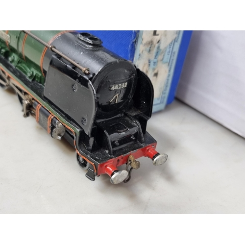 1078 - A boxed Hornby Dublo EDL12 gloss 'Duchess of Montrose' with associated unboxed Tender and a boxed ED... 