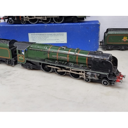 1080 - Two boxed Hornby Dublo EDL12 matt 'Duchess of Montrose' with boxed D12 Tender and unboxed Tender (on... 