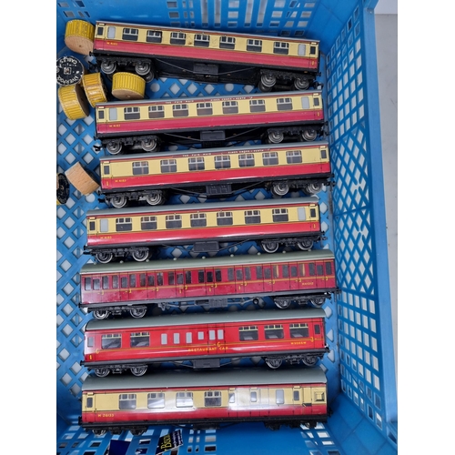 1083 - Nine unboxed Hornby Dublo Coaches, four Flat-bed Wagons, a Brick Wagon and a Mineral Wagon