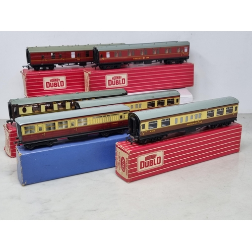 1087 - Six boxed Hornby Dublo Coaches including 4047 W.R. Restaurant Car (incorrect couplings), D11 B.R. Co... 