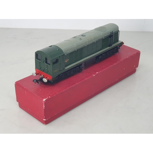 1093 - A boxed Hornby Dublo 2230 Bo-Bo diesel Locomotive, model Ex, box VG