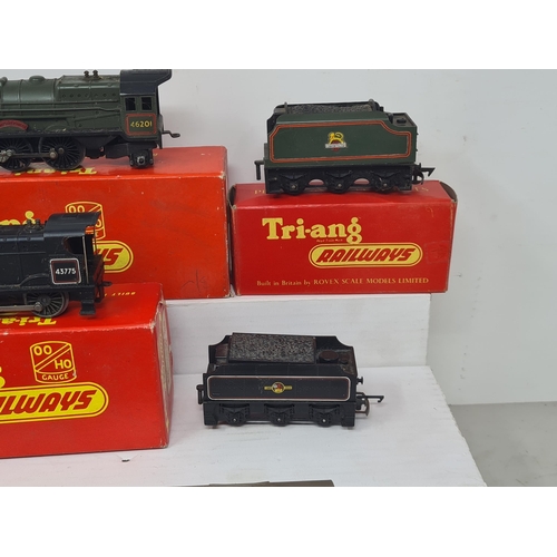 1119 - A boxed Triang 00 gauge R.251 'Princess Elizabeth' and boxed Tender, a boxed Triang 0-6-0 Locomotive... 