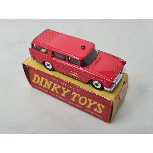 1172 - A boxed Dinky Toys No.257 Canadian Fire Chief's Car, Nr M, box VG (paper sticker on one flap)