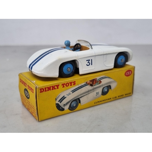 1202 - A boxed Dinky Toys No.133 Cunningham C.5R Racer, Nr M-M, box Ex