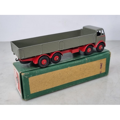 1213 - A boxed Dinky Supertoys No.501 grey with red chassis 1st type Foden 8-wheel Wagon, Nr M-M, box Ex