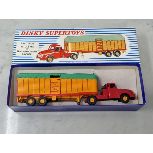 1236 - A boxed French Dinky Toys No.896 Tracteur Willeme, Nr M-M, box superb with packing