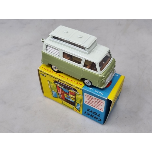 1289 - A boxed Corgi Toys No.420 two tone green Ford Thames Airborne Caravan, Nr M-M, box superb