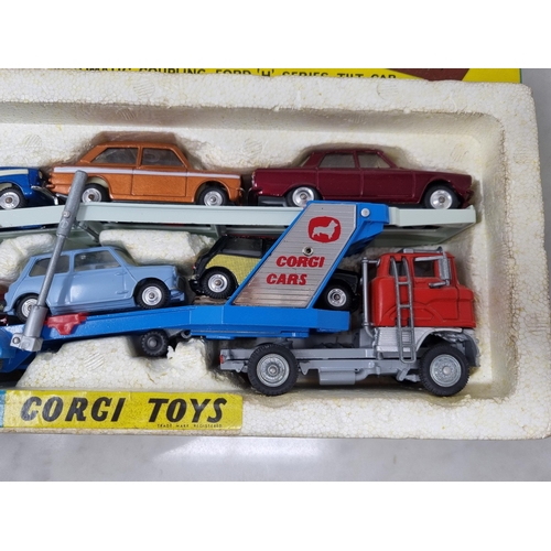 1317 - A boxed Corgi Toys Gift Set No.41 rare Mail Order Car Transporter and six cars , super example with ... 