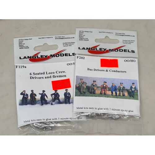 1342 - A box of c:1:72 scale diecast unpainted Napoleonic Soldiers, two packets of Langley Models Loco Driv... 