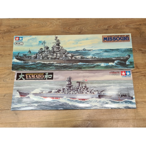 1345 - Two Tamiya 1:350 scale Plastic Kits of U.S. Battleship 'BB-63 Missouri' and Japanese Battleship 'Yam... 