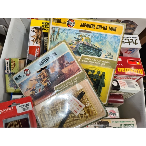 1348 - A quantity of plastic Kits and Military Figures including Tamiya 1:35 scale Panther Tank, Japanese T... 