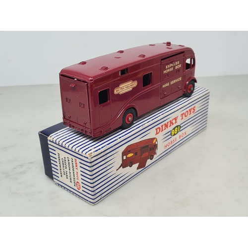 1381 - A boxed Dinky Toys No.981 B.R. Horse Box, Ex, box VG-Ex